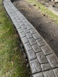 triple brick slanted curbing style